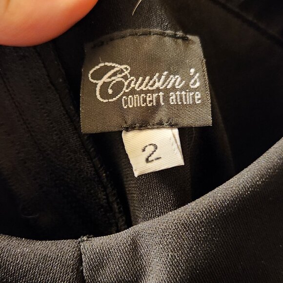 Formal dress - Picture 2 of 2